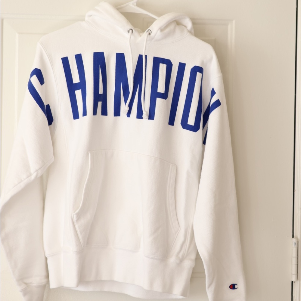 Champion premium cotton hoodie. S